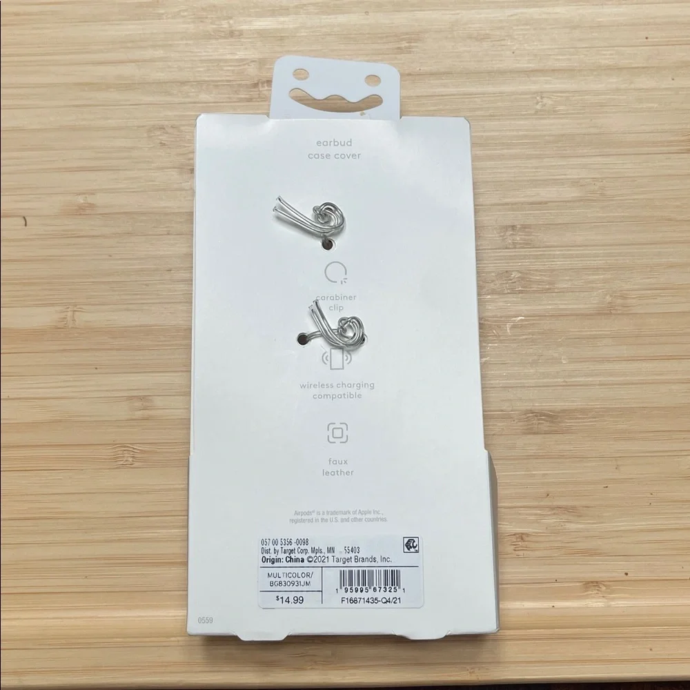 Heyday Earbud Case Cover for AirPods Pro Multicolor Green Yellow Blue New in Box